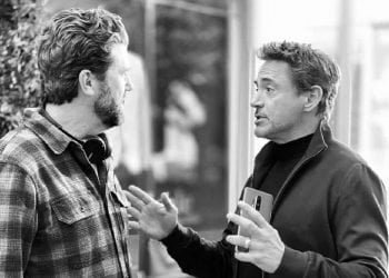 OnePlus 8 Pro appears in the hands of Robert Downey Jr - Gizchina.com